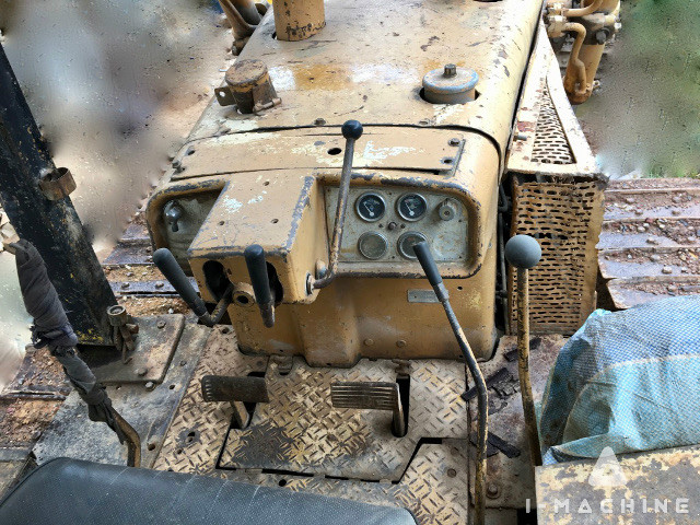 CATERPILLAR D6C
