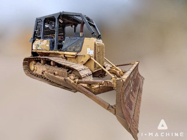 KOMATSU D68ESS-12E0