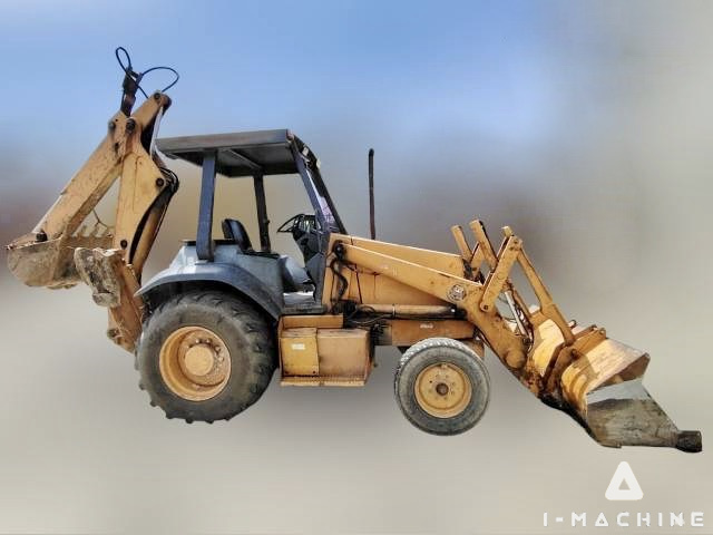 CASE 580 L2