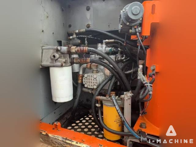 HITACHI ZX330LC-3
