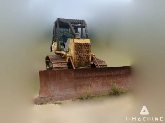 KOMATSU D68ESS-12E0