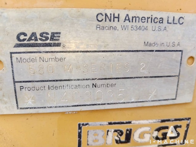 CASE 580 M2