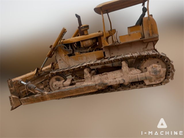 CATERPILLAR D6C