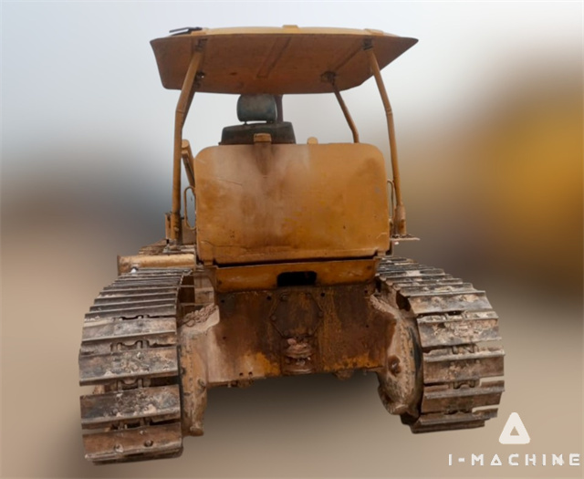 CATERPILLAR D6C