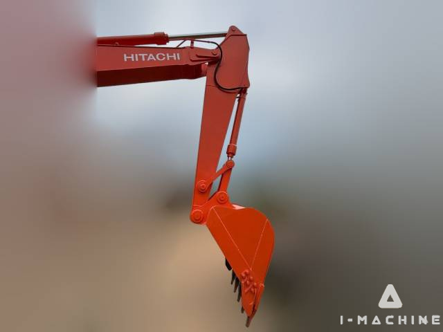 HITACHI ZX200-5G