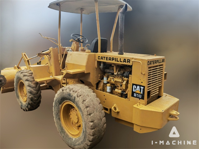 CATERPILLAR 910