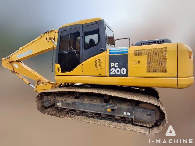 KOMATSU PC200-7