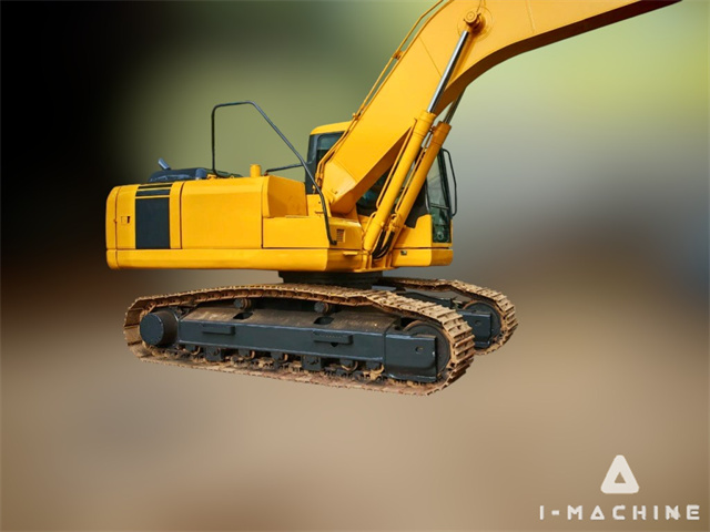 KOMATSU PC200-7