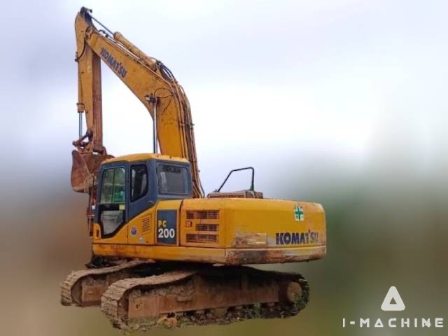 KOMATSU PC200-7