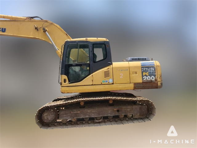 KOMATSU PC200-7