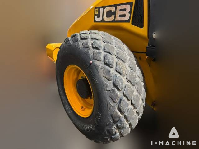 JCB 116D